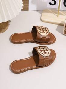 2025 新款夏季女童凉鞋，防滑平底休闲时尚百搭系带拖鞋 - 棕色 - 查看 7