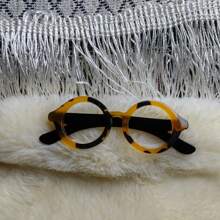 1pc Fashion Leopard Print Acrylic Brooch, Vintage Style Women Accessory For Year-Round Wear Dress Accessories Pin For Clothes Bag Charm School Office Accessories Shirts Jacket Jewelry Christmas Halloween Clothes Pin Funny Cute Teacher Gifts Costume Accessories Bag Charms