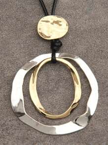 1pc Asymmetrical Flat Dual-Color Oversized Hoop Alloy Necklace, Minimalist Fashion Long Chain, Christmas Gift For Women - Black - View 2