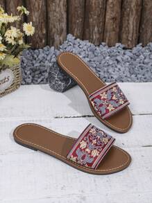 Neue Sommersandalen mit niedrigem Absatz, flacher Rundkappe und Riemen, lässige, modische, leichte, minimalistische und komfortable Retro-Kunst-Lässig-Sandalen für Frauen