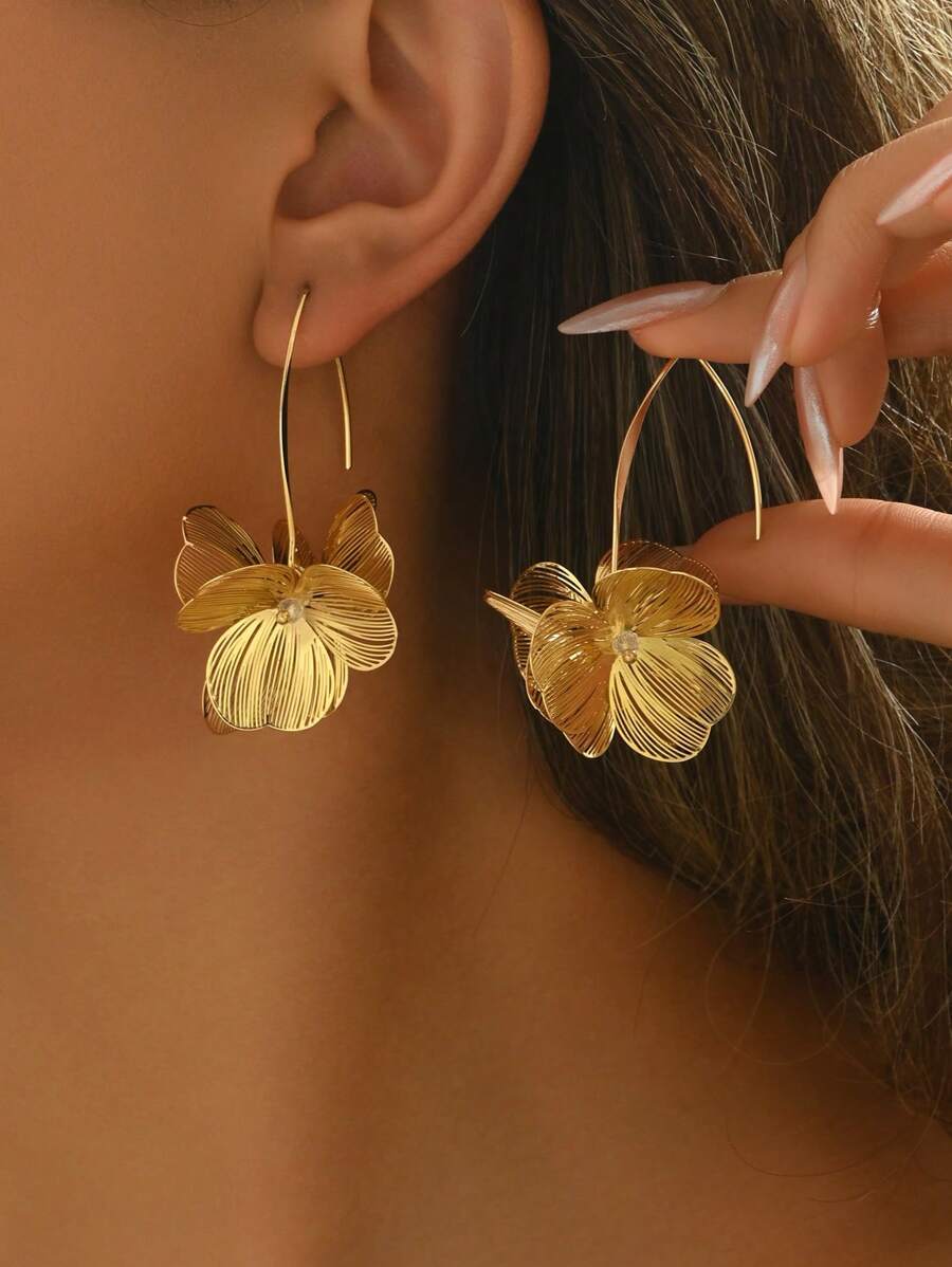 1 对女士镂空 3D 花卉耳环，适合日常佩戴 - 金黃色 - 查看 1