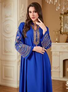 Women's Fashion Long Kaftan And Jalabiya, Featuring Colorful Embroidery And Woven Fabric With Notched Neckline, Regular Sleeves - Blue - View 5