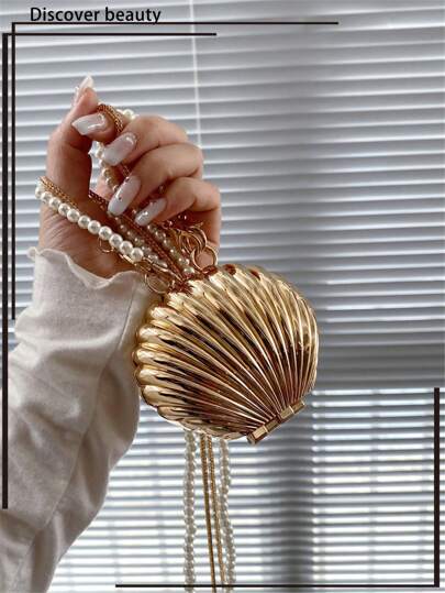 1pc New Mini Metal Shell Bag, Fashion Personalized Faux Pearl Strap Crossbody Bag, Electroplated Gold Cute Coin Purse, Earphone Bag, Cosmetic Lipstick Jewelry Bag With Metal Chain, Stylish Gift For Women, Futuristic Metallic Color Ladies Bag, Elegant Faux Pearl Bag, Elegant Shell Bag, Perfect For Parties, Weddings, Dinners & Banquets, Matches Wedding Dresses, Formal Wear, Prom Gowns, Birthday Outfits & Women's Party Attire , Gold Bag