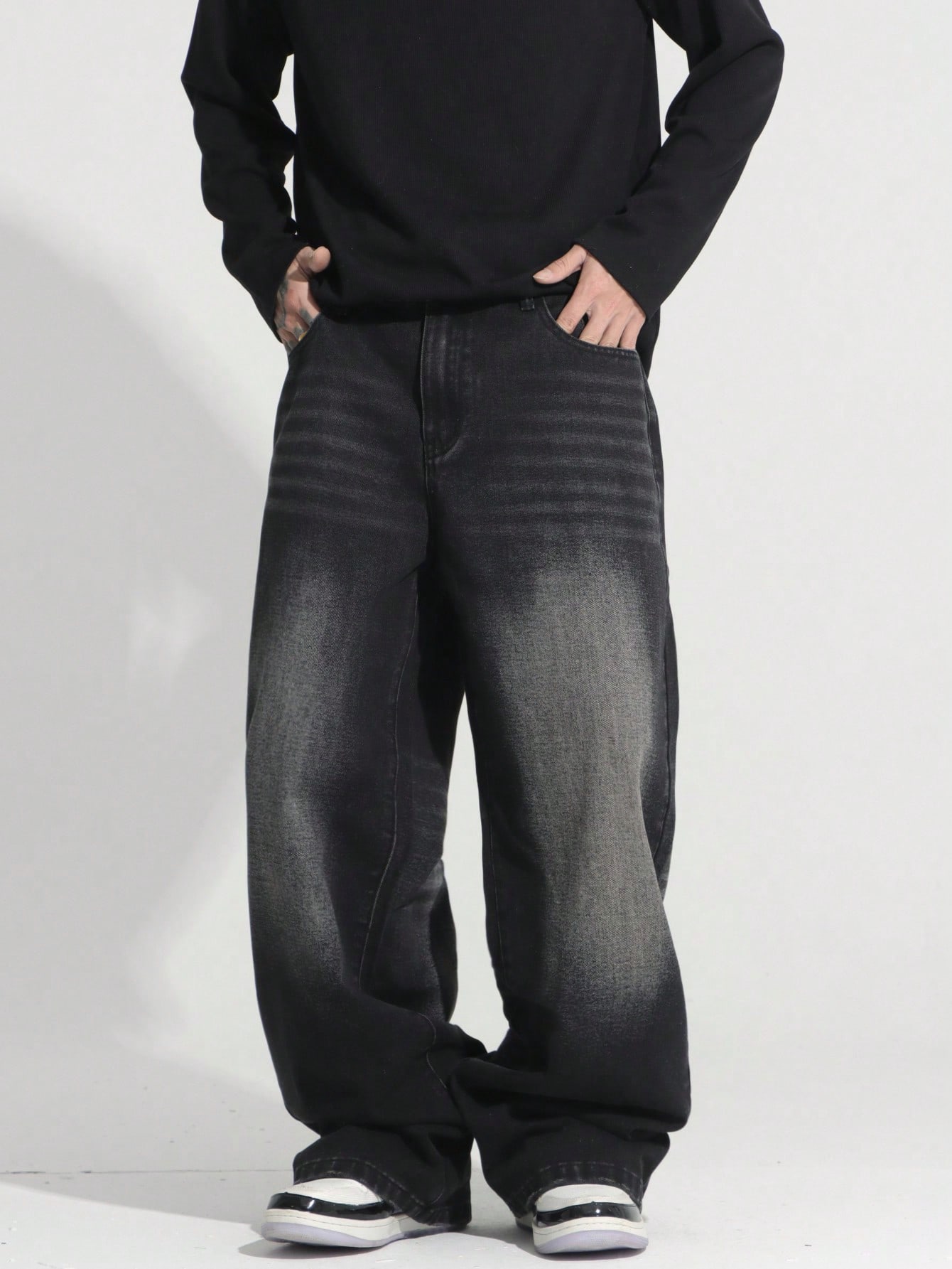 قطعة واحدة جينز واسع الساق أمريكي بغسل أنيق، ألبسة...