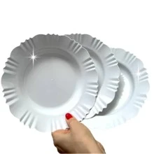 Kit 20 Prato Fundo com Borda Branco Preto Refeição Churrasco Festa Pratos Plastico