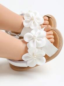Infant Girl Sandals Newborn Non-Slip Soft Rubber Sole Sandals For Infant Boys Open-Toe Outdoor Casual Summer First Walkers Shoes Infant Summer Sandals 0-1 Year Old Soft Bottom Non Slip Sneaker White Small Flower Breathable Infant Shoes 0-18 Months