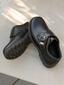 زوج من أحذية الجلد الكاجوال العصرية للأولاد، مريحة للطلاب، مناسبة للربيع/الخريف