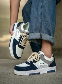 Baskets de sport décontractées pour hommes à imprimé aléatoire bicolore avec design vague latéral, chaussures de sport confortables pour couples pour toutes les saisons