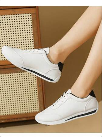 女士休闲系带时尚运动鞋，软底舒适平底厚底鞋，轻便透气跑步鞋