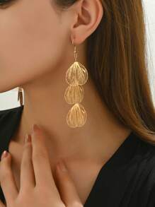 1 Pair Vintage French Style Hollow Fish Tail Dangle Earrings, Suitable For Women Daily, Party, Shopping Outfit