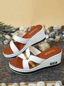Women's Thick Sole Plus Size Sandals, Fashionable White Student School Shoes Thick Sole Beach Outdoor Slippers