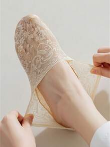 6 Pairs Plus Size Women Invisible Short Socks, Lace Trim Casual Non-Slip Ankle Socks [Without Paper Card]