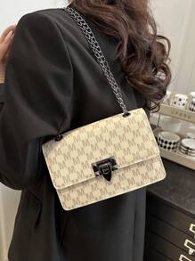 A Lady's New Fashion Monogram Shoulder Bag, Metal Chain Versatile Casual Crossbody Bag, Street Square Bag, Suitable For Young Girls, College Students, Beginners, White-Collar People, Shopping, Great For Office, College, Work, Business, Commuting.
