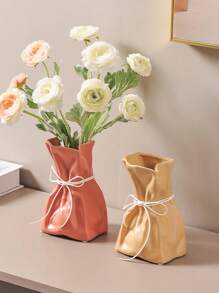 Jarrón decorativo inspirado en telas hecho a mano con lazo - Decoración del hogar minimalista moderna en forma de bolsa con tonos pastel para escritorio/estantería/sala de estar - Pieza versátil de exhibición para interiores con estilo bohemio y decoración de eventos - Recipiente de acento listo para regalar