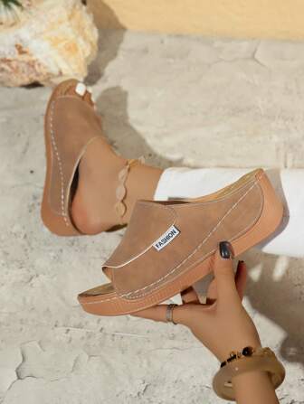 2025 Spring/Summer New Women's Casual Comfortable Fashion Personalized Platform Sandals, Simple Versatile Daily Wear Open-Toe Sandals, Classic Retro Beach Holiday Solid Color Sandals