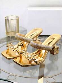 2024 新款时尚金色金属粗跟不对称外底拖鞋，夏季高跟凉鞋 - 金色 - 查看 3