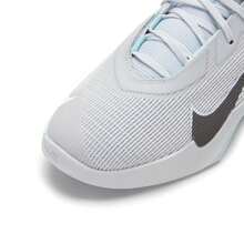 Nike Zapatillas de baloncesto para hombres G.T. JUMP ACADEMY EP, zapatos deportivos casuales ligeros, transpirables y cómodos - Plata metalizada/gris medio/azul glaciar/amarillo limón claro - Ver 7