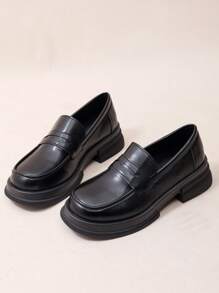 2025春季新款英伦复古厚底乐福鞋黑色高端一脚蹬圆头时尚百搭女士休闲鞋JK日系学院风真皮平底鞋