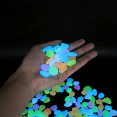 100 piezas piedras luminosas para decorar tu jardín o acuario ¡para un aspecto talla grande deslumbrante! Uso en exteriores, macetas, mini, colorido, reutilizable, multiusos para jardín, pecera, boda, fiesta, patio, maceta, camino, césped, vacaciones y decoración de acuario - Accesorios y suministros de jardinería, decoración de jardín y macetas