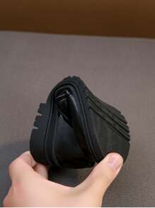 زوج من إكسسوارات أطفال رضع بطان منخفضة ذات أصبع دائري، أحذية جلدية سوداء للأطفال، أحذية كاجوال مسطحة بطراز كلاسيكي، مناسبة للأولاد من عمر 3-6 سنوات للانشطة - الأسود - مشاهدة 10