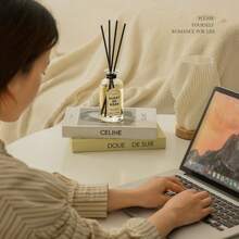 High-End Flameless Fragrance Essential Oil Rattan Reed Diffuser, Long-Lasting Scent - Suitable For Homes, Bedrooms, Living Rooms, Bathrooms And Various Occasions. Elegant Bedroom Decor, Home Decor. Valentine's Day Odor Removal, Air Freshener, Aromatherapy. Car Air Freshener, High-End Car Fragrance, Long-Lasting Scent. Artificial Green Plant & Dried Flower Vase Decor. Gifts Birthday Graduation