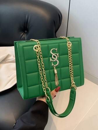 European & American Style New Large Capacity Vintage Casual Embossed Letter Square Shoulder Bag With Chain