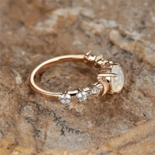 Boho Stijl Belofte Ring Retro Ster Decor 18K Goud Verguld Maansteen Ontwerp Geplaveide Glanzende Opaal Zirkonia Verlovings-/Trouwring Banketfeest Decor Cadeau Voor Vrouwen