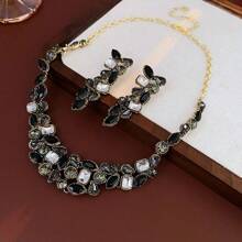 Fashionable Elegant Retro Rhinestone Waterdrop Necklace And Earring Set