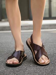 New Design Men's Fashion Adjustable Criss-Cross Strap Casual Beach Sandals, Versatile Summer Outdoor Vacation Style - Brown - View 3