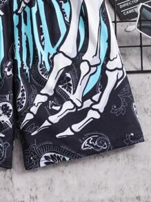 1pc Tween Boy Street Fashion Skateboard Skull Hand Letter Paisley Printed Shorts, Spring/Summer