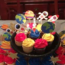 24 Peças Topo de Bolo Temático de Espaço Infantil, Avião, Mapa, Astronauta, Terra, Estrela, Lua, Decoração de Bolo para Festa de Aniversário Temática de Espaço