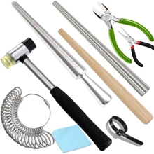 1-5 teiliges Ringgrößen-Messkit, inklusive Ringgröße-Lehre, Fingerringgrößen-Messer, Ringgrößen 1-17, Schmiedhammer, Ringklemme, Ringadapter und Poliertuch, Drahtklammer, Rundkappenzange
