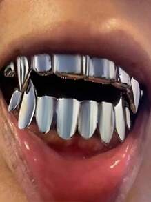 THATBOY 2pcs/Set Hip Hop Fashion Jewelry For Vampire Grillz 18K Golden Silvery Color Plated Braces Vampire Wolf Teeth Grills