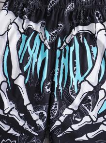 1pc Tween Boy Street Fashion Skateboard Skull Hand Letter Paisley Printed Shorts, Spring/Summer