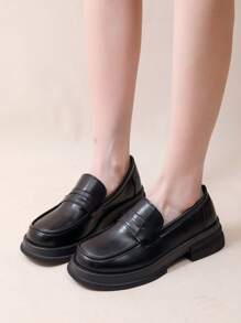 2025春季新款英伦复古厚底乐福鞋黑色高端一脚蹬圆头时尚百搭女士休闲鞋JK日系学院风真皮平底鞋