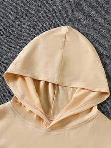 Set casual esterno per ragazze adolescenti, composto da 3 pezzi: top con cappuccio a maniche corte, canotta con stampa a cuori e pantaloncini con stampa a cuori, outfit di moda per ragazze