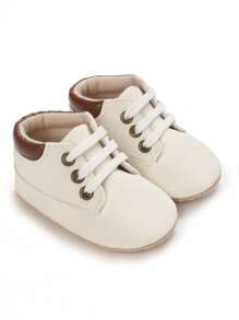 幼儿男童 PU 皮革拼接设计运动鞋，防滑平底休闲鞋，适合所有季节