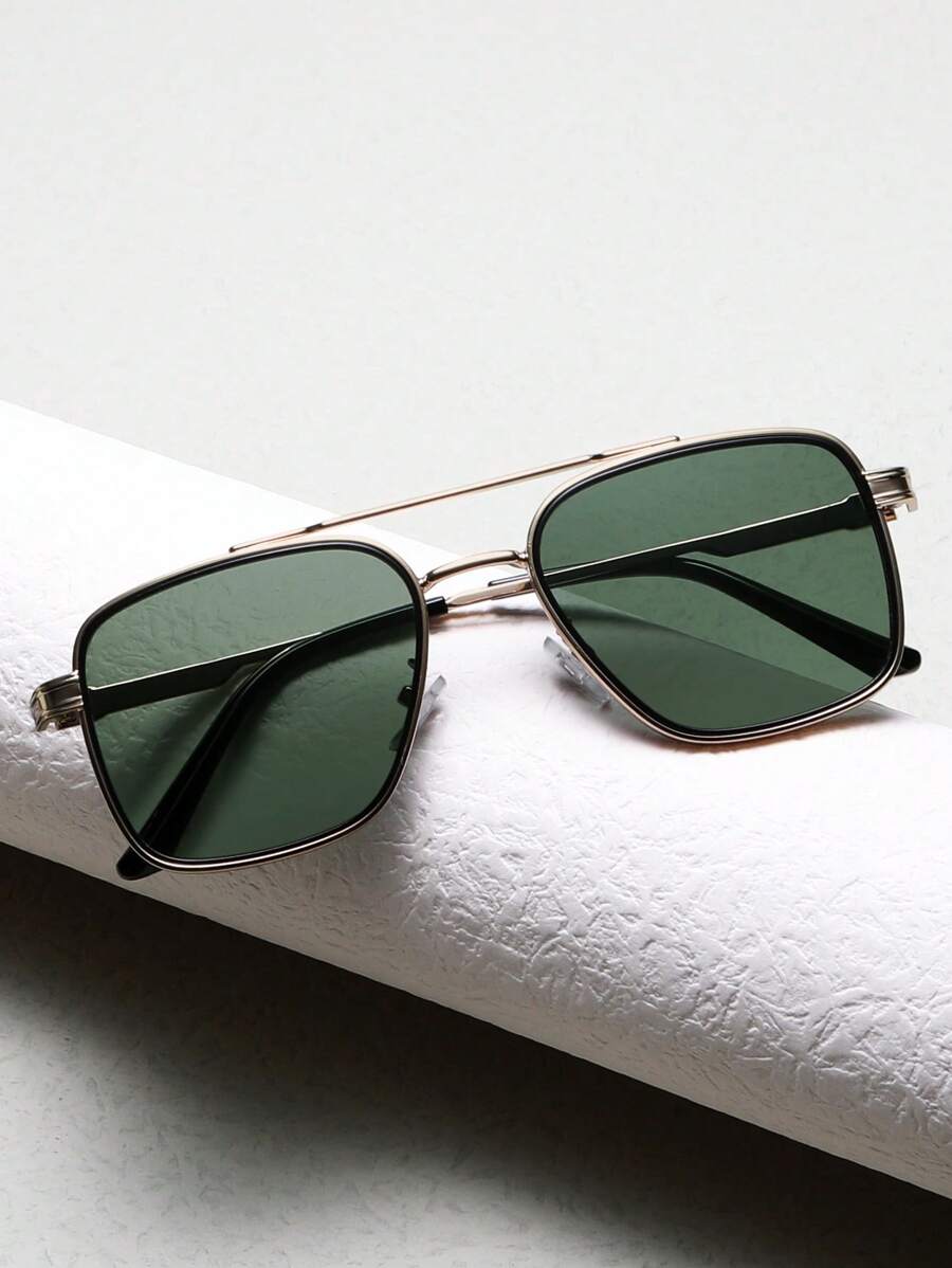 1 副男女通用方形时尚眼镜，撞色双圈时尚复古休闲时尚眼镜，配黑色皮盒，适合户外