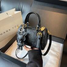 Niche Design Small Bear Handheld Pillow Bag, Minimalist Versatile Textured Shoulder/Crossbody Bag - Black - View 5