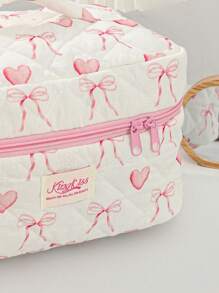 1 Bolsa de maquillaje acolchada con forma de corazón y lazo rosa. Bolsa de cosméticos de viaje, bolsa de cosméticos multifunción, bolsa de baño, bolsa de almacenamiento de joyas, bolsa de almacenamiento de perfumes y cuidado de la piel, bolsa de pinceles, bolsa de toallas sanitarias, bolsa de auriculares, monedero, bolsa de gafas, adecuada para familia, viajes, escuela y trabajo. Adecuada para mujeres y estudiantes. Regalos festivos, regalos de cumpleaños, regalos de Navidad, regalos para mamá, recuerdos, lindo