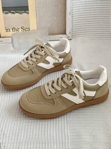 Scarpe sportive casual classiche UCCOO EASI per adolescenti e studenti, minimaliste e alla moda, adatte per uso casual quotidiano, scarpe sportive primaverili