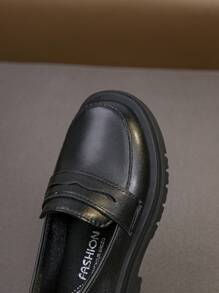 زوج من إكسسوارات أطفال رضع بطان منخفضة ذات أصبع دائري، أحذية جلدية سوداء للأطفال، أحذية كاجوال مسطحة بطراز كلاسيكي، مناسبة للأولاد من عمر 3-6 سنوات للانشطة - الأسود - مشاهدة 6