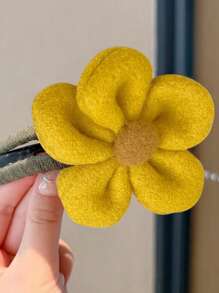 1pc Plus Size Knitted Flower Alligator Hair Clip, Cute Plush Hairclip, Fashion Hair Accessory, Daily Small Gift