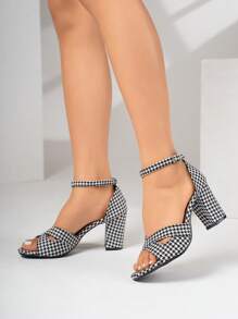 Teenage Girls/Girl's Simple Strap High Heel Sandals, Comfortable - Black and White - View 4