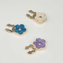 2 abotoaduras elegantes com flores, botões de camisa elegantes, capas de botões femininas de cores claras; processo avançado de galvanoplastia, base de cobre, botões de camisa masculinos e femininos. Adequado para ocasiões formais, uso diário, presentes para amigos, presentes de Natal.