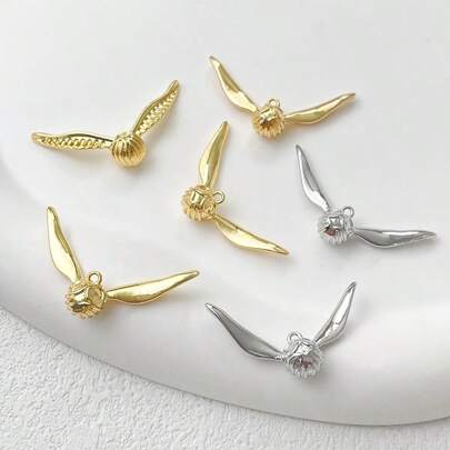 10 قطعة سحرية جذابة ومميزة من طائر البومة المصنوع من سبيكة الزنك، مناسبة جداً لصنع المجوهرات اليدوية، القلادات، الأساور، الأقراط، البطاقات الفنية، قلادات المفاتيح، سلاسل الملابس، شريط الهاتف، إكسسوارات المجوهرات، هدية رائعة للنساء