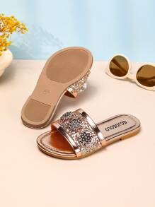 A Pair Of Fashionable Sandals With Flowers, Beautiful In Appearance, Suitable For Little Girls To Wear In Various Places. - Champagne - View 6