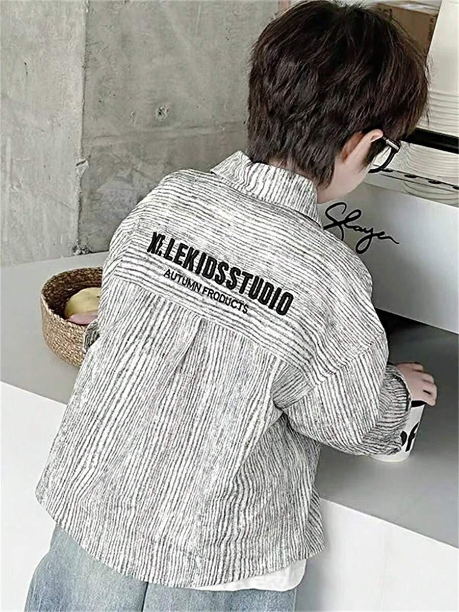 男童春秋条纹衬衫外套，背面字母刺绣，简约时尚，轻松搭配牛仔裤，打造休闲街头风 - 白色 - 查看 1