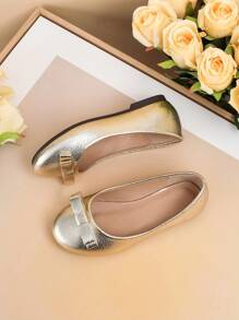 时尚百搭女童平底鞋新款蝴蝶结休闲鞋