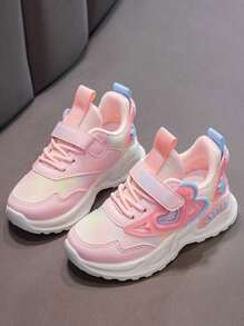 Zapatillas deportivas para niñas con malla transpirable y decoración de corazón, calzado nuevo para estudiantes primavera y otoño 2025, con suela blanda, livianas, cómodas y transpirables, zapatillas gruesas para niños, apropiadas para uso diario, escuela, deportes y todo el año - Rosa - Ver 3